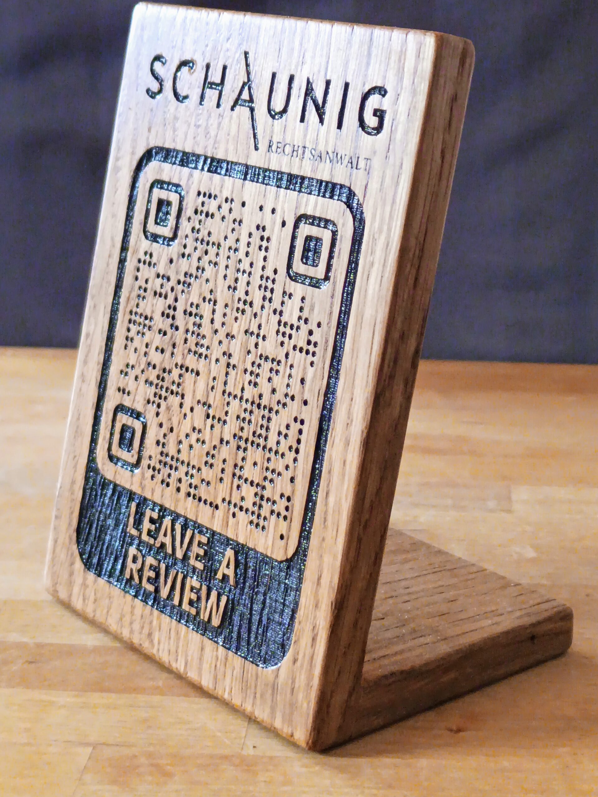 QR-Code gelasert in Eiche geölt